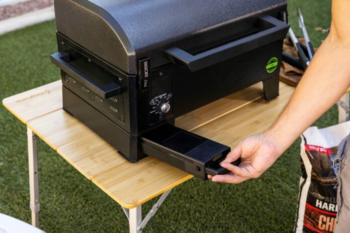 Pit Boss Battery Powered Portable Pellet Grill - Battery Pit Boss Battery Powered Portable Pellet Grill - Battery