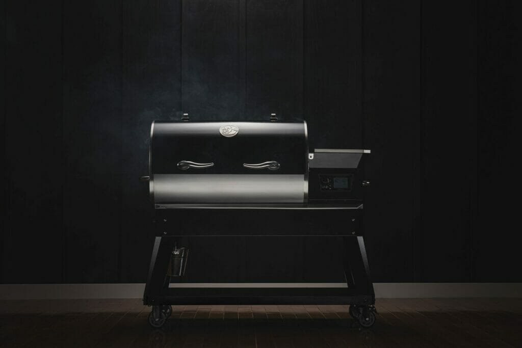 recteq Backyard Beast 1000 Lid Down