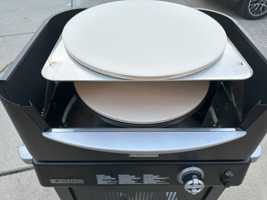 Blackstone Pizza Oven - Inside