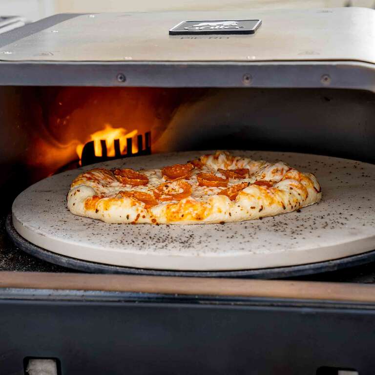 Grilla Grills Pi-Ro Pizza Oven Cooking