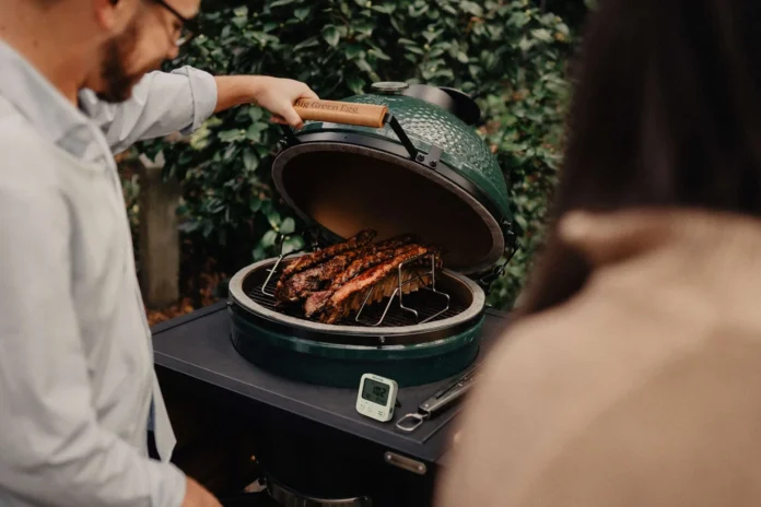 Big Green Egg x Combustion Inc