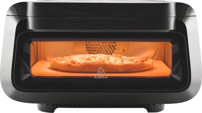 Frigidaire Pizza Oven Cooking Pizza